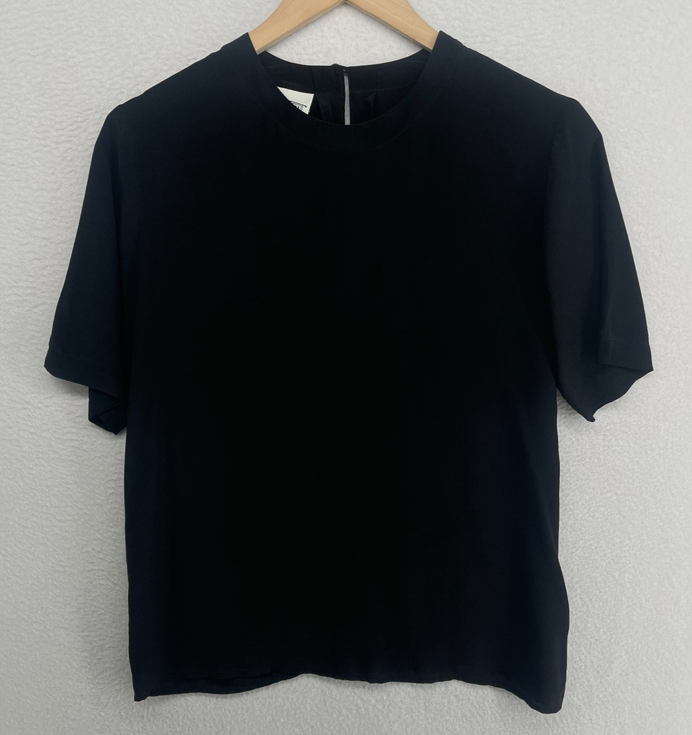 CHRISTIE & JILL Top S Silk Crepe de Chine Blouse Crew Neck Short Sleeve Black